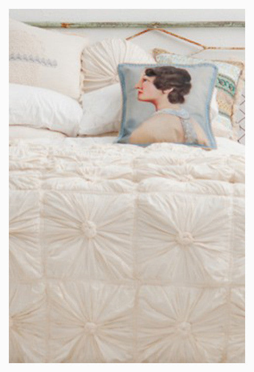 Rosette Quilt Natural Cream