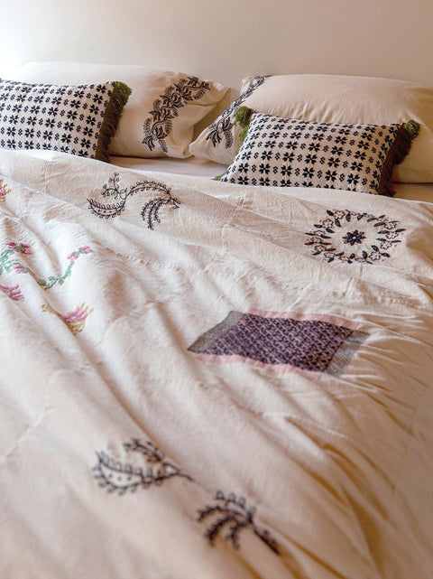 Lazybones Artist Sampler Duvet