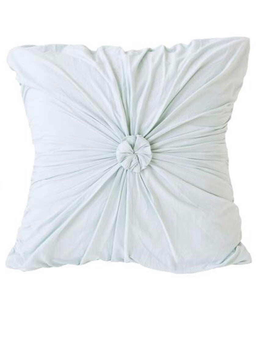 Lazybones Shams Rosette Chalk Blue