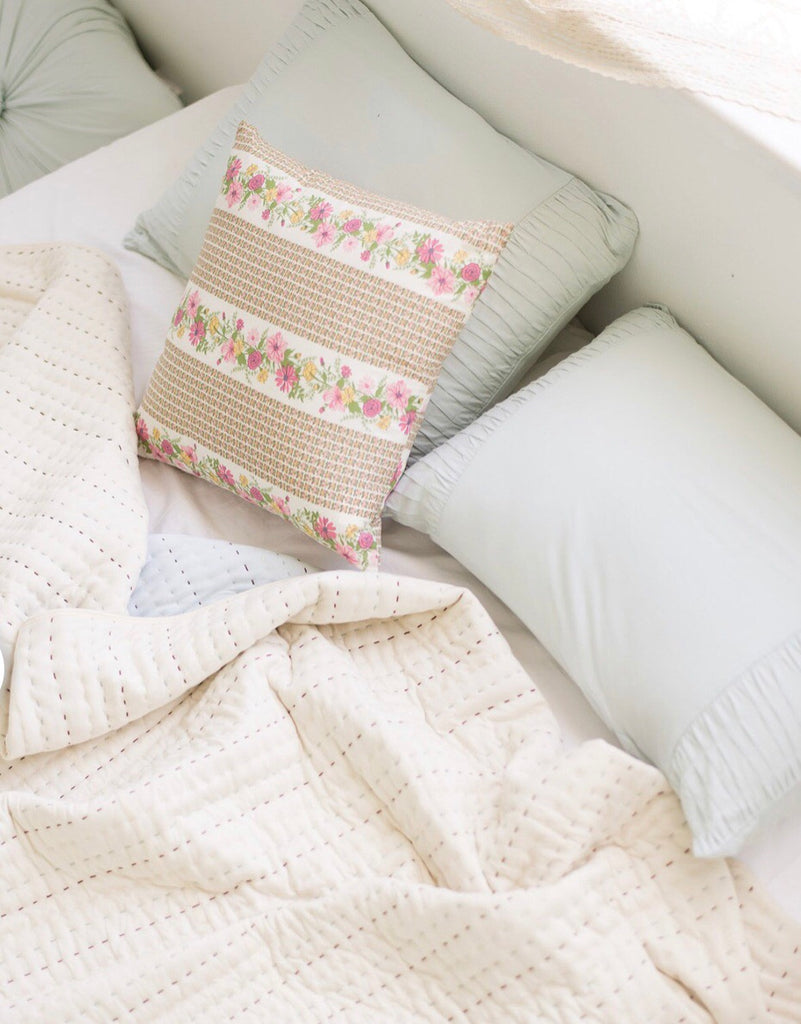 Lazybones Shams Rosette Chalk Blue