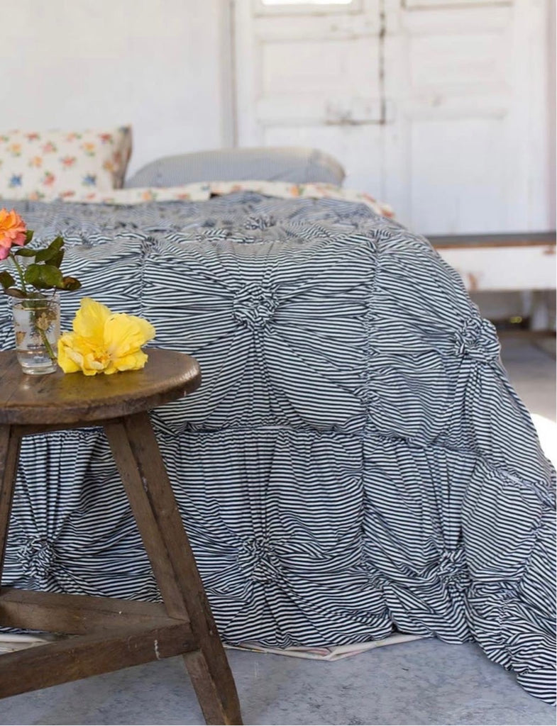 Rosette Quilt Charcoal Stripe Organic